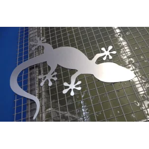 Salamandre en découpe de Tôle aluminium brut