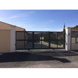 Portail acier sur mesure