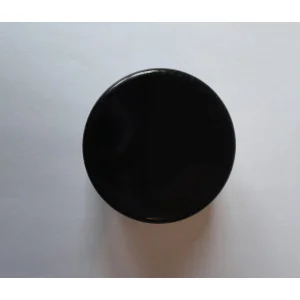 Embout rond à ailettes D38 plastique noir
