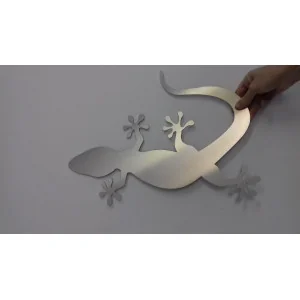 Salamandre en découpe de Tôle aluminium brut